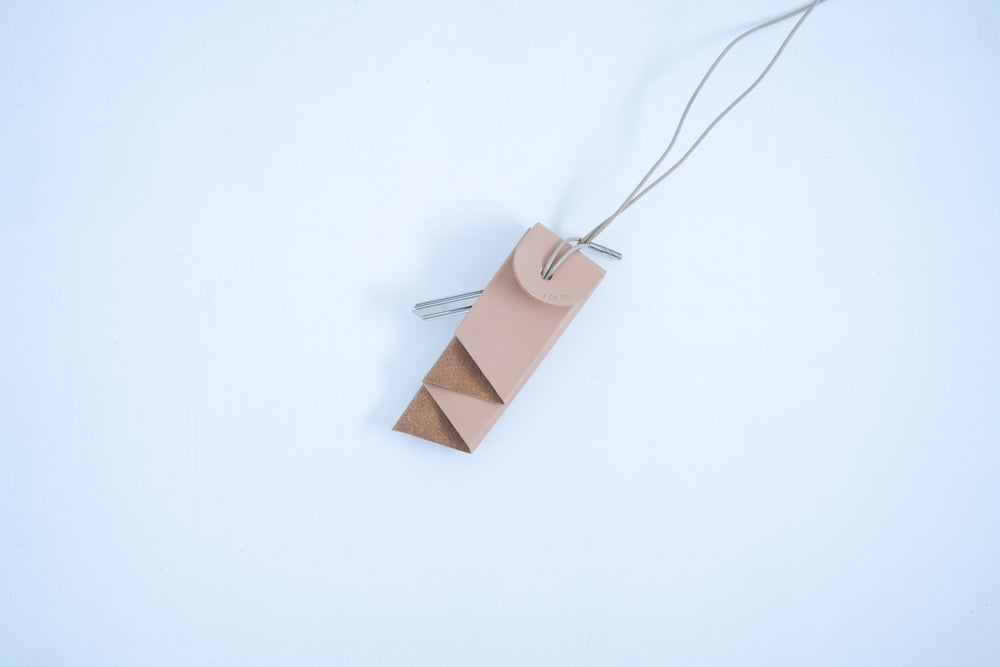 i ro se｜AURORA KEY HOLDER